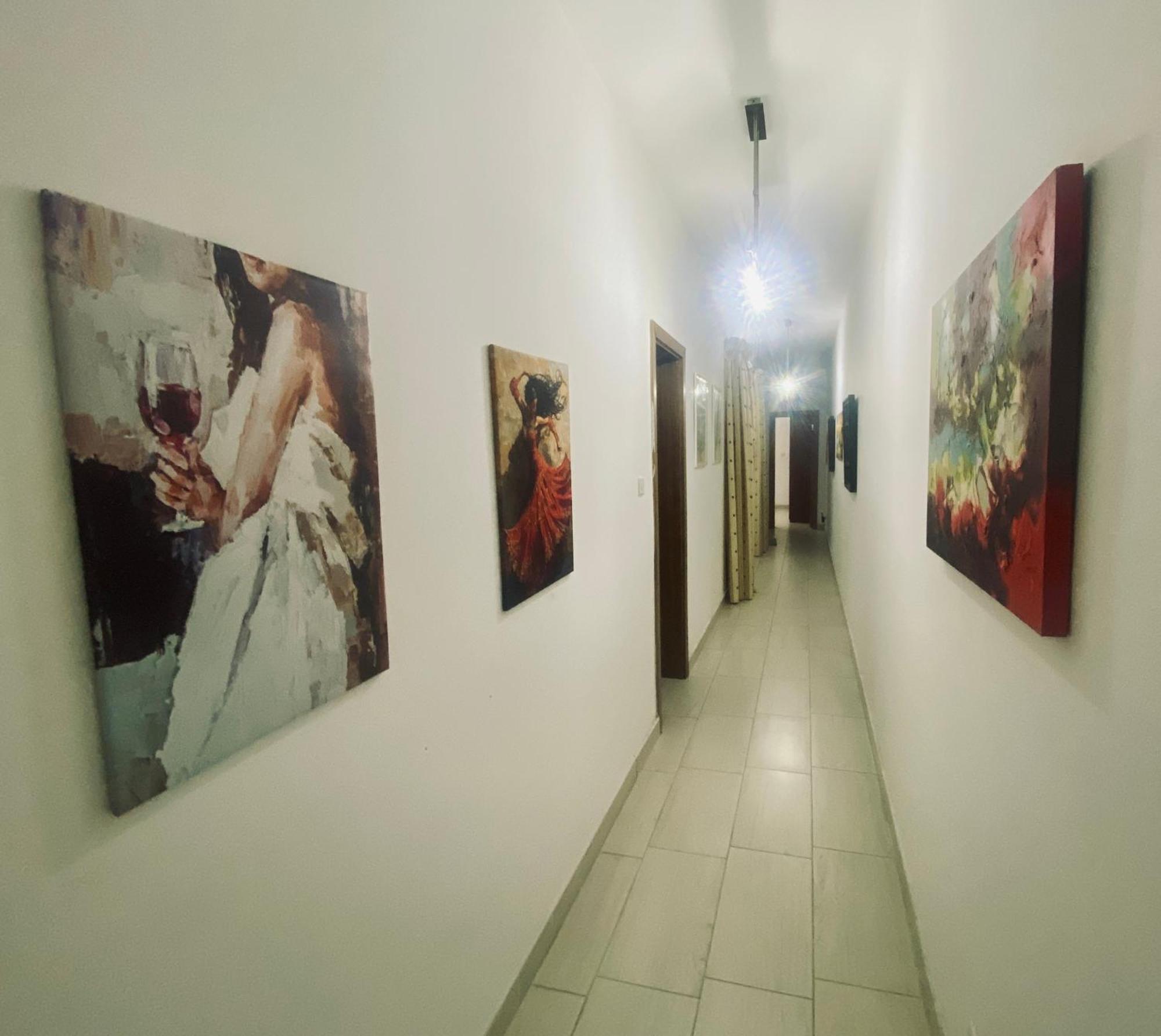 Bugibba Central Modern Apartment St. Paul's Bay Bagian luar foto